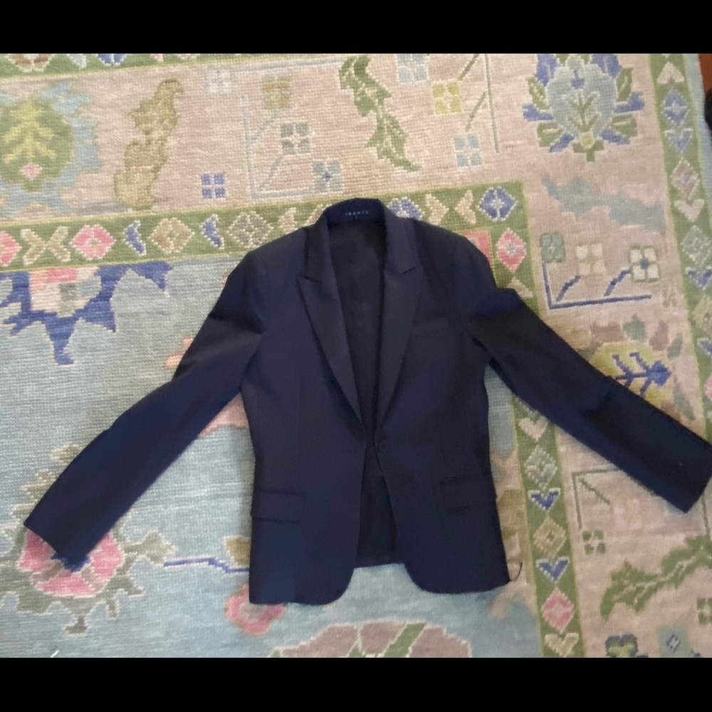 Theory navy blazer - size S (size 8)